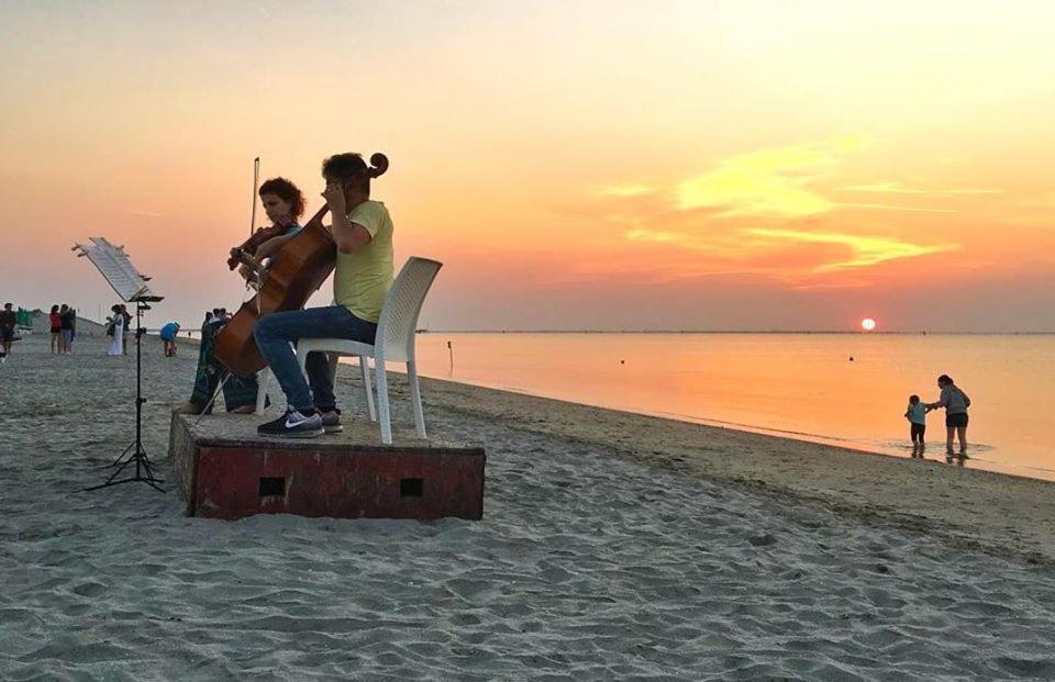 Вілла Marina Beach Bianca Лідо-дельї-Естензі Екстер'єр фото
